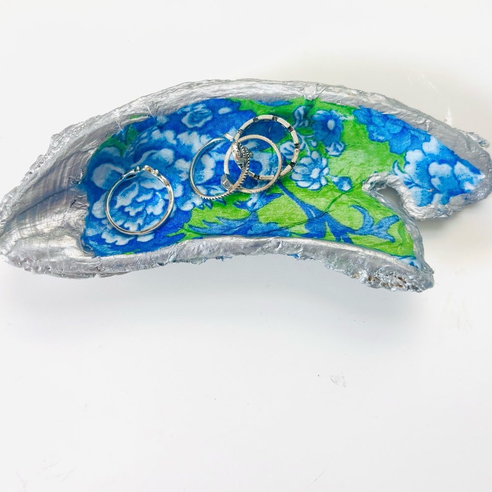 Handmade Oyster Shell Trinket Dish W/ Green and Blue Floral Decoupage Design - Picture 3 of 7